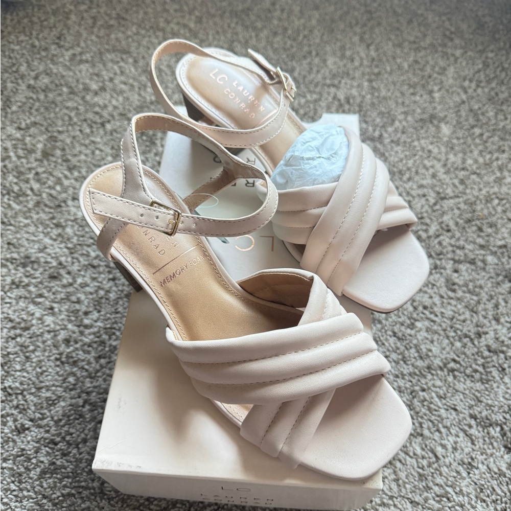 Lauren Conrad Blush Tan Heels. Size 7.5